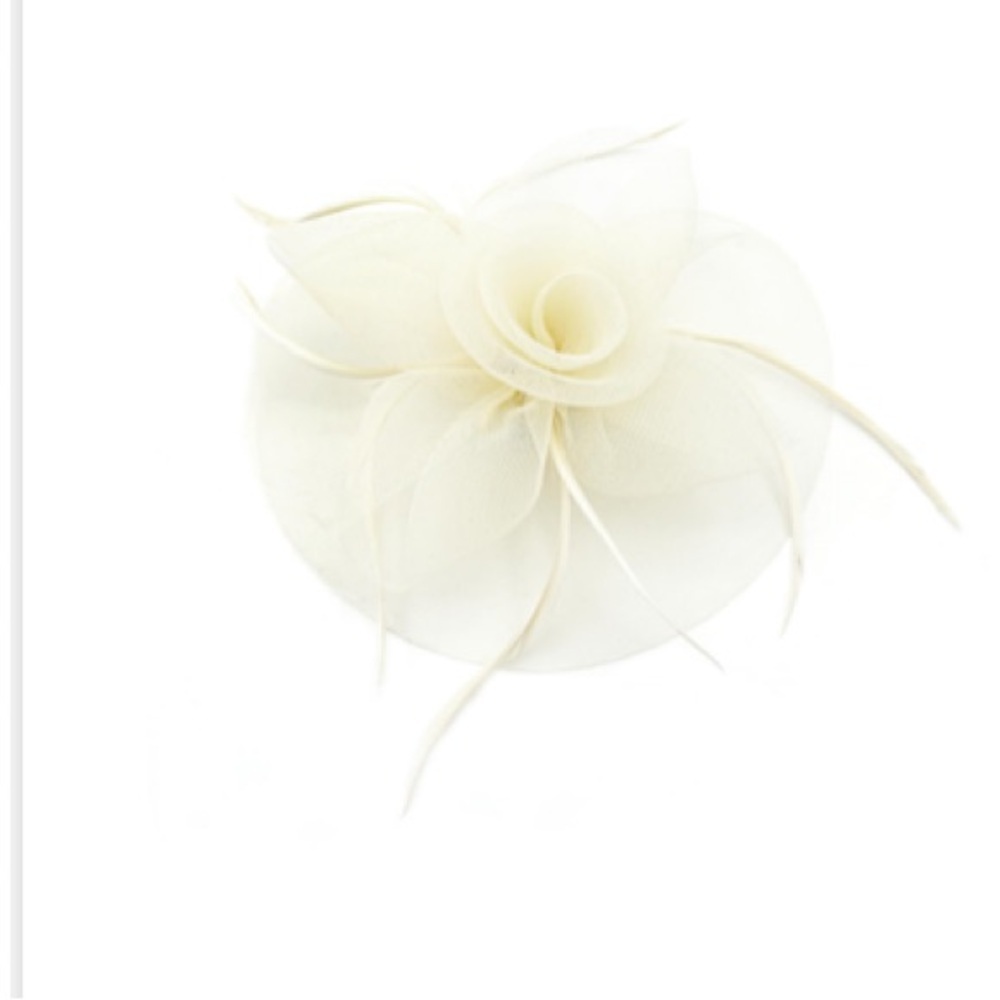 Elegant Cream Flower Fascinator ALL special occasions Easter Mothers DayWeddings